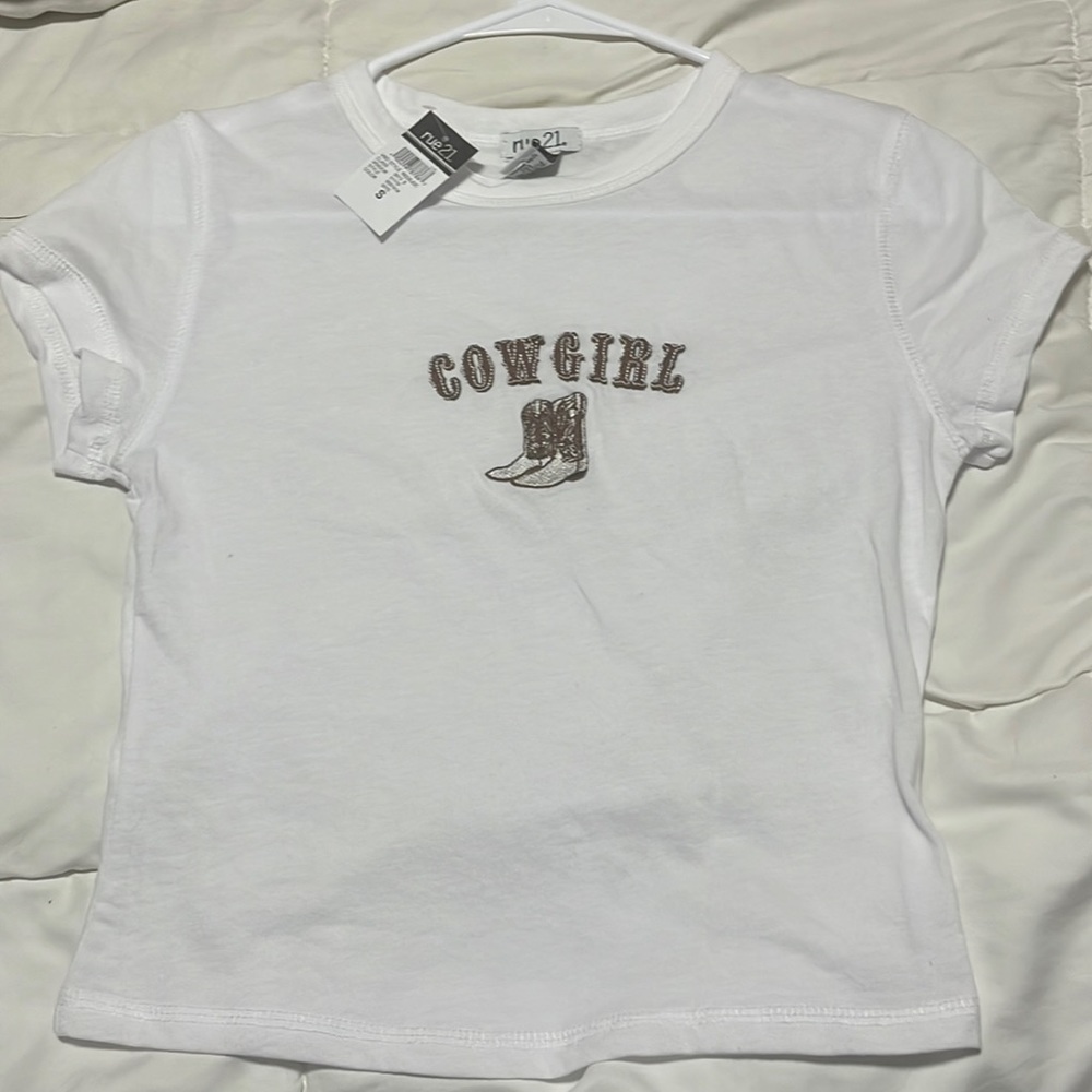 Rue 21 t-shirt